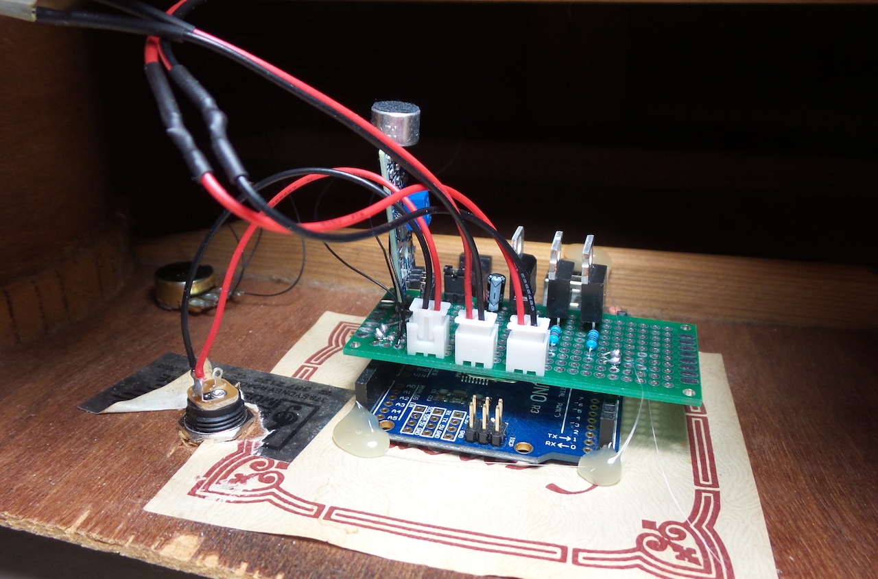 arzamatron_internals