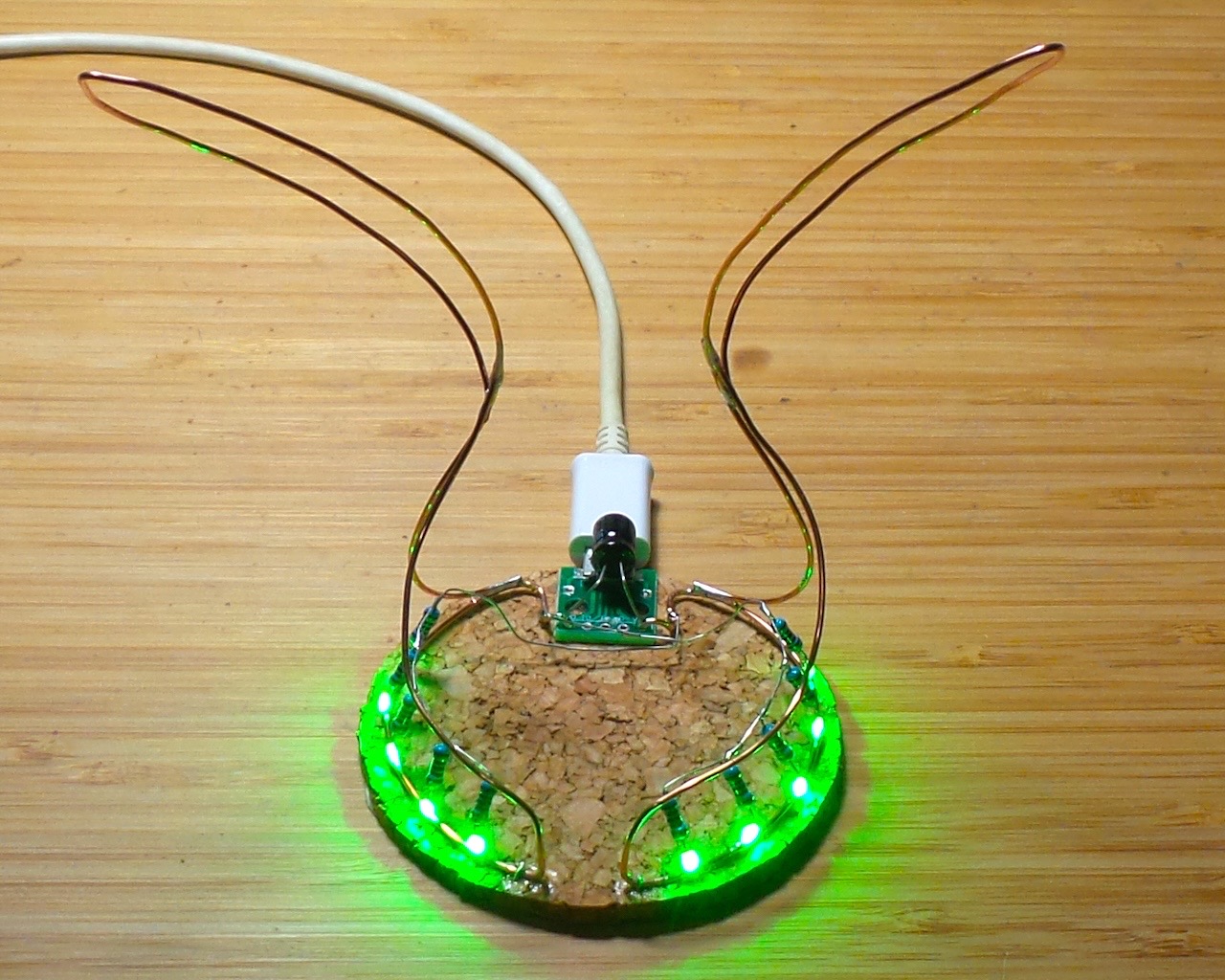 build05_rabbit_ears_lit